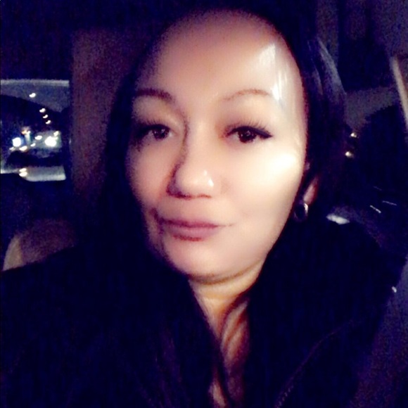 ‼️ Meet your Posh Ambassador‼️ - Picture 3 of 6